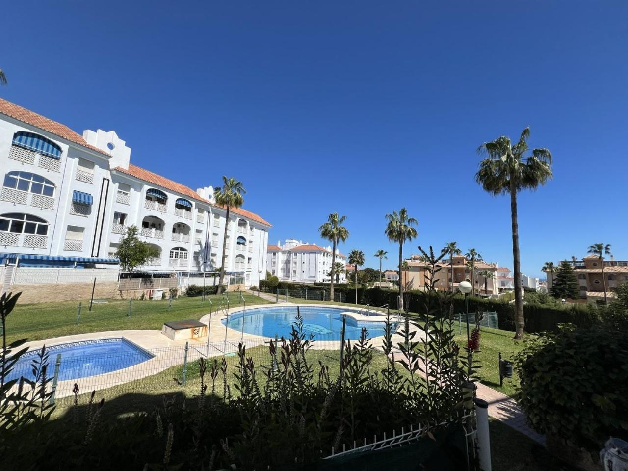 Torremolinos Habitaciones Privada En Apartamentos Compartidos Exterior photo