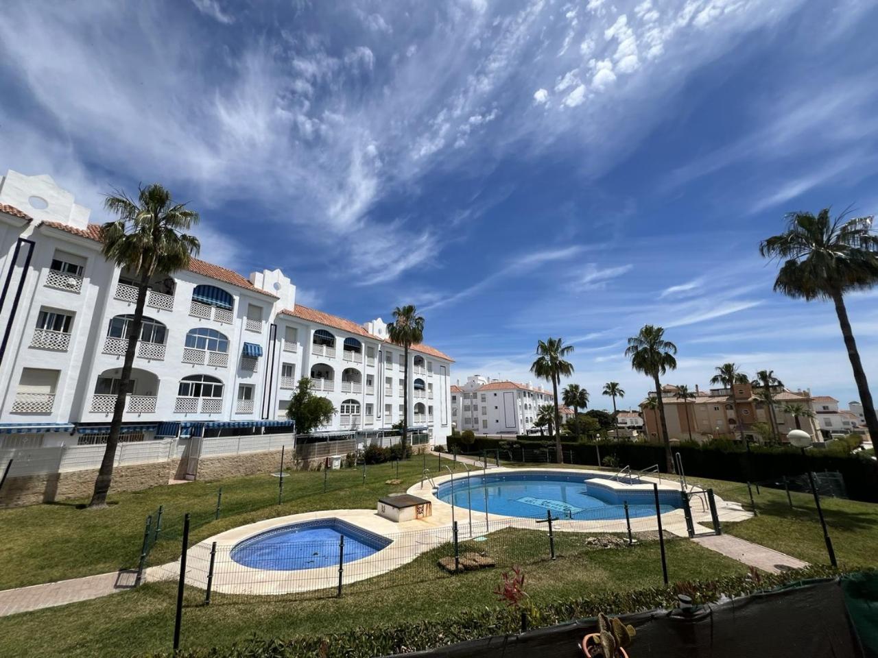 Torremolinos Habitaciones Privada En Apartamentos Compartidos Exterior photo